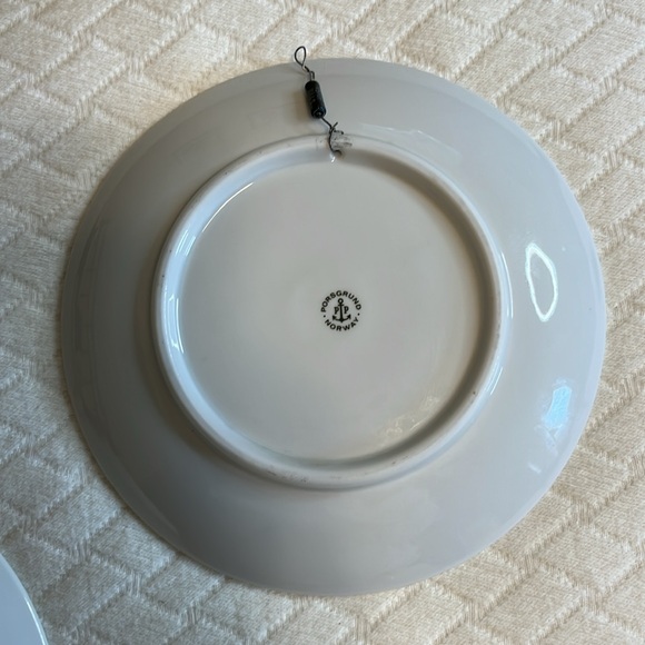 Set of 4 Porsgrund Norway plates, blue & white, scenes of Norway, fjord reindeer - Picture 7 of 11